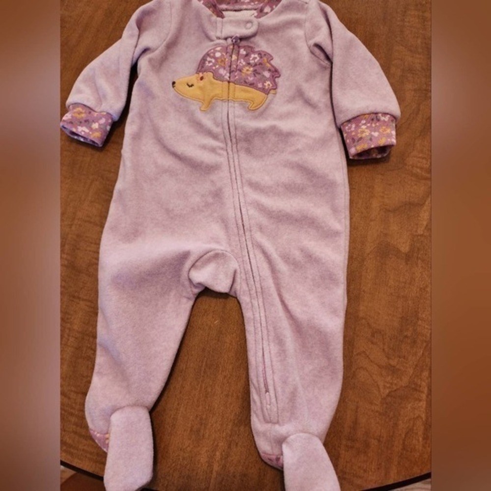 0-3month NWOT lavender  jammies‎